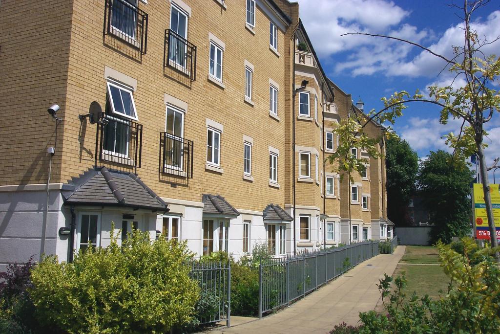 Kelly Avenue, London, SE15 5LZ