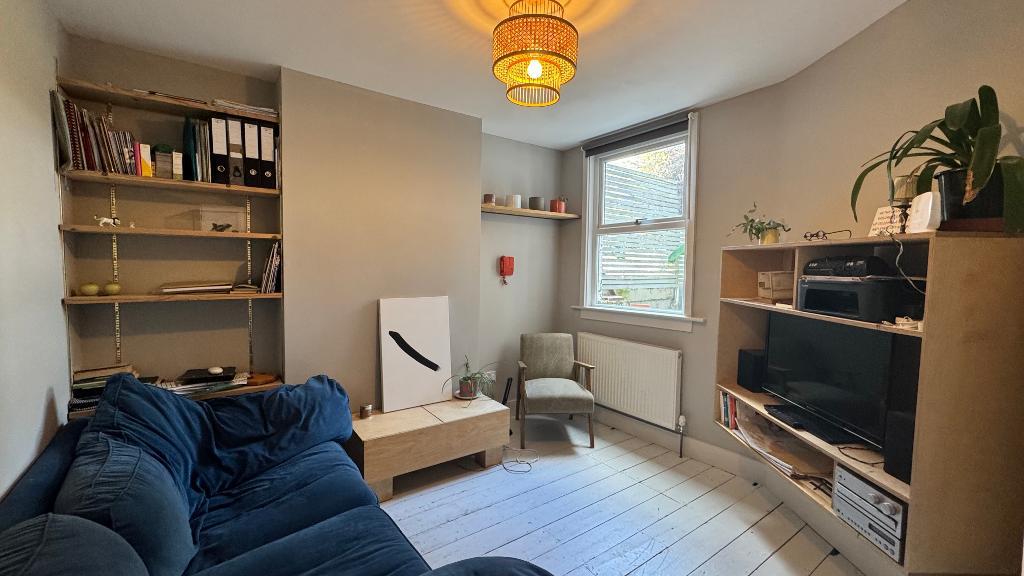 Thorne Terrace, Nunhead Grove, London, SE15 3LN
